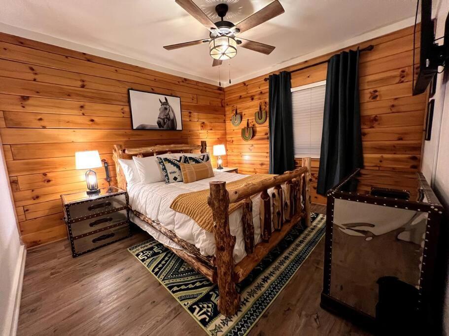 The Horse Cabin At Natural State Cabins Morning Star Exteriér fotografie